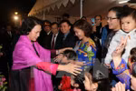越南国会主席阮氏金银会见旅居印度越南人社群代表