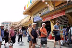 越南驻意大利大使馆在马尔凯大区推介越南旅游