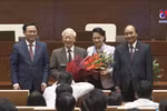 国会通过无记名投票方式免去政府总理、国家主席职务