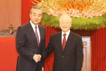 越共中央总书记阮富仲会见中国外长王毅