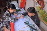 年轻人在新冠肺炎疫情背景下努力保留传统手工业