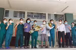 岘港市最后一名新冠肺炎确诊患者治愈出院
