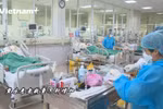 重症监护科医生: 坚守岗位 守护生命