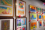 “儿童绘画”展：中秋送温暖