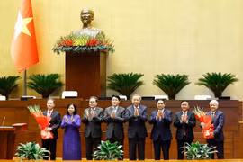 国会决定选举越共中央委员阮文广担任越南社会主义共和国最高人民法院院长（2021-2026任期）。图自越通社