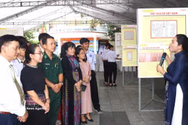 “越南黄沙与长沙”资料图片展在得乐省举行。图自越通社