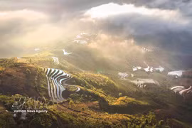 山罗省斜处首次荣获“亚洲最佳新兴旅游目的地”称号。图自越通社