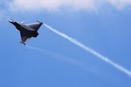 附图：“阵风”（Rafale）战斗机。图自新华社/越通社