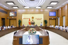 越南国会常务委员会第56次会议继续召开。图自越通社