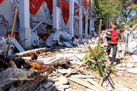 印度尼西亚地震造成至少1人死亡和1人受伤。图自越通社