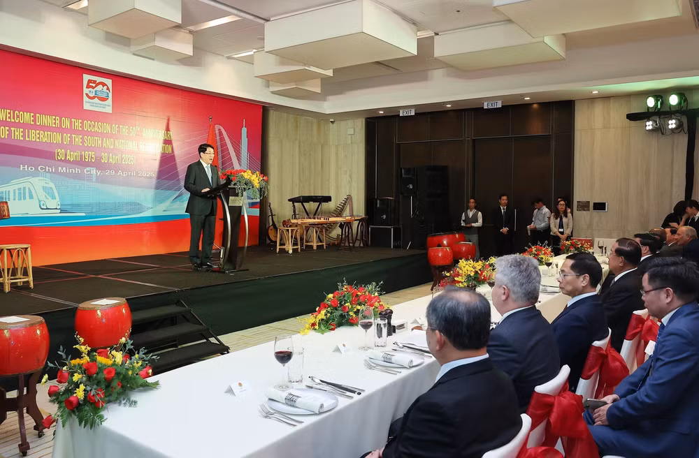 c-chu-tich-nuoc-luong-cuong-chieu-dai-cac-doan-khach-quoc-te-8004391.jpg