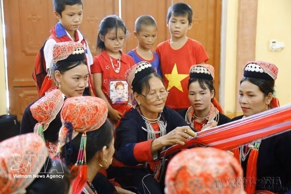 vnanet_potal-85-nam-ngay-truyen-thong-nguoi-cao-tuoi-viet-nam-khoi-day-tinh-than-tuoi-cao-guong-sang-8808852.jpg