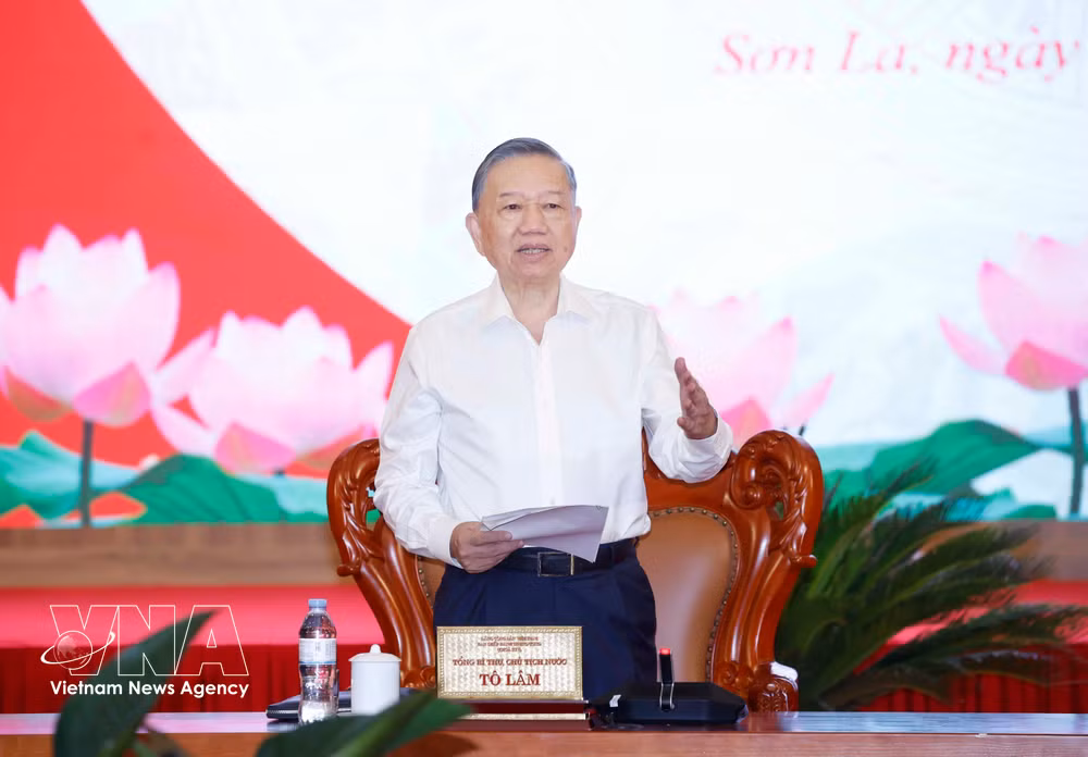 vnanet-potal-tong-bi-thu-chu-tich-nuoc-lam-viec-voi-ban-thuong-vu-tinh-uy-son-la-8891023.jpg