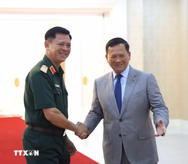 viet-nam-campuchia-hop-tac-quoc-phong-2.jpg