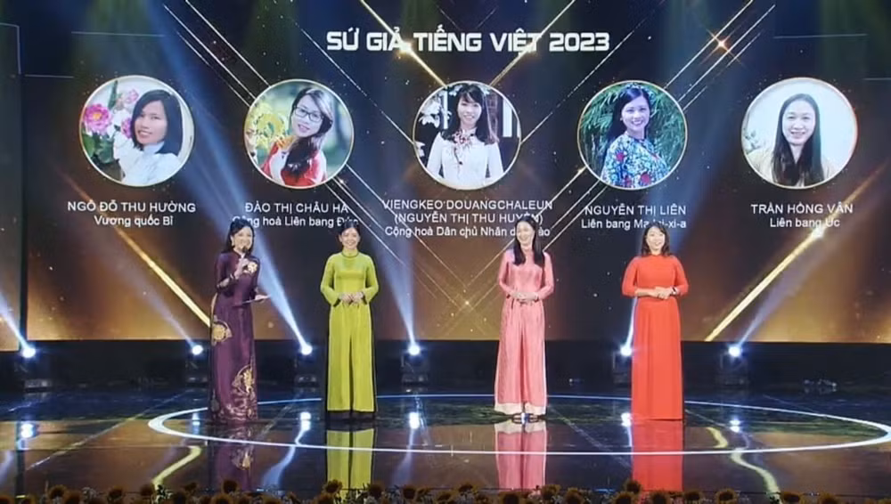 vna_potal_ngay_ton_vinh_tieng_viet_su_gia_tieng_viet_cua_malaysia__6974279.jpg