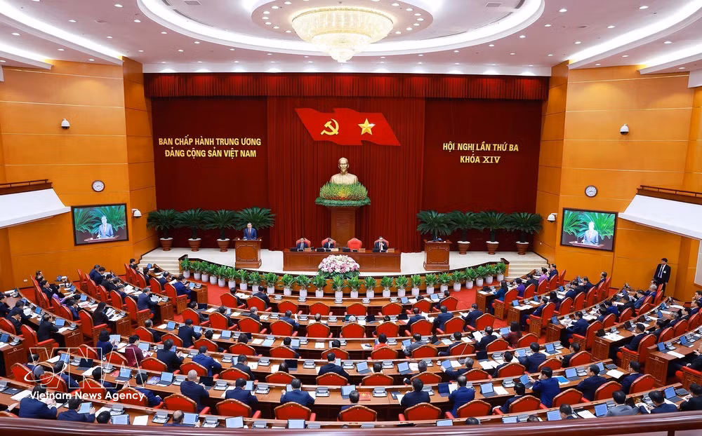 vnanet-potal-khai-mac-hoi-nghi-lan-thu-ba-ban-chap-hanh-trung-uong-dang-khoa-xiv-8899067.jpg