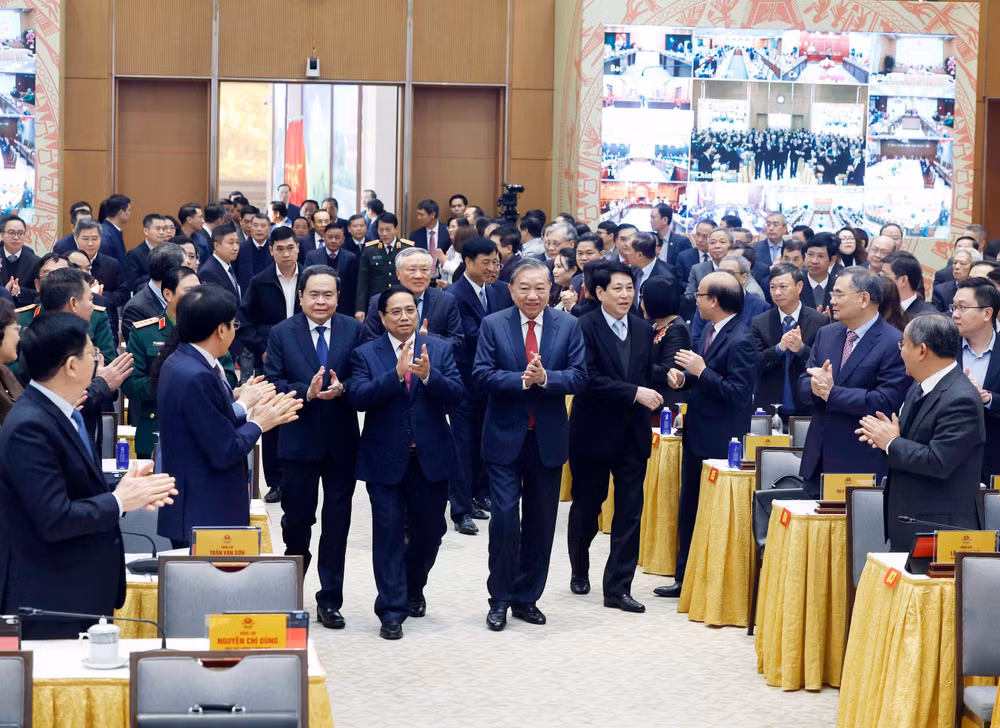 vna-potal-hoi-nghi-tong-ket-cong-tac-nam-2025-trien-khai-cong-tac-nam-2026-cua-chinh-phu-va-chinh-quyen-dia-phuong-8517313.jpg