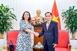 越南重视与乌拉圭的传统关系