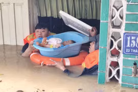 暴雨洪水导致庆和省多地严重内涝