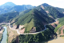 越南北部山区省份交通连接项目加速推进确保进度
