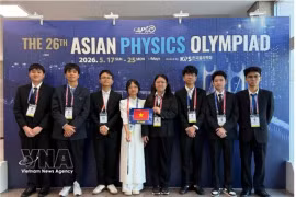 越南学生在亚洲物理奥林匹克竞赛中跻身前八强