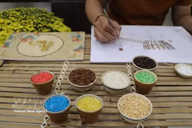 芹苴青年从米粒开始的创业模式