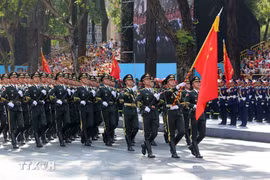 中国仪仗队参加越南阅兵式充分体现两国深厚友谊与互信