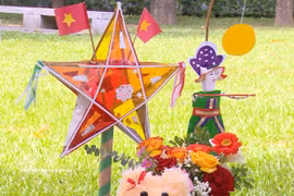 在现代中秋节中守护越南之魂