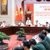 国家主席办公厅副主任艮廷才主持新闻发布会。