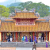 顺化市的旅游景点吸引众多游客。图自越通社