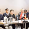 越南工贸部副部长张清怀与全球风能理事会首席执行官本·巴克韦尔共同主持座谈会。图自越通社