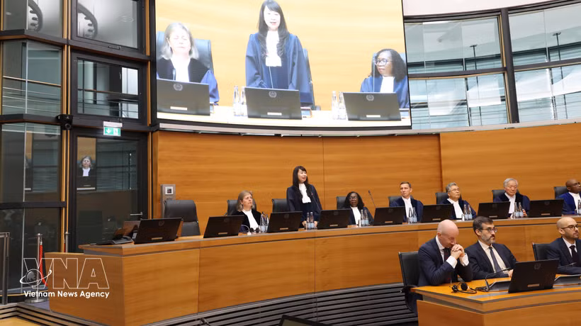 越南女法官阮氏兰英在汉堡国际海洋法法庭正式就职。图自越通社
