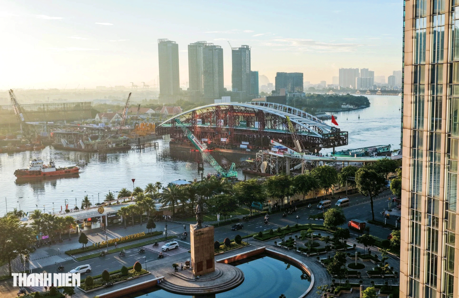胡志明市第四季度各大项目建设全面提速。图自《青年报》