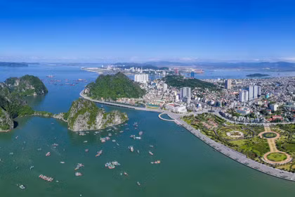 广宁在都市、工业、旅游和海洋经济的基础上拓展发展空间。图：baodautu.vn