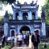 巴拿马总统穆利诺及夫人参观文庙-国子监。图自越通社