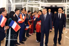 越共中央总书记、国家主席苏林开始对法国进行正式访问并出席在巴黎举行的太空峰会。图片来源：越通社