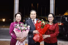 越南国会主席陈青敏和夫人一行启程对摩洛哥和塞内加尔进行正式访问。图自越通社