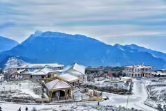 冰雪季节中的母山之美。越通社发图