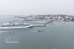 旅游业和海港是广宁市的优势之一。图片：越通社