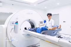 海防国际综合医院配备的采用人工智能（AI）技术的UCT 960 CT扫描系统。图片来源：越通社