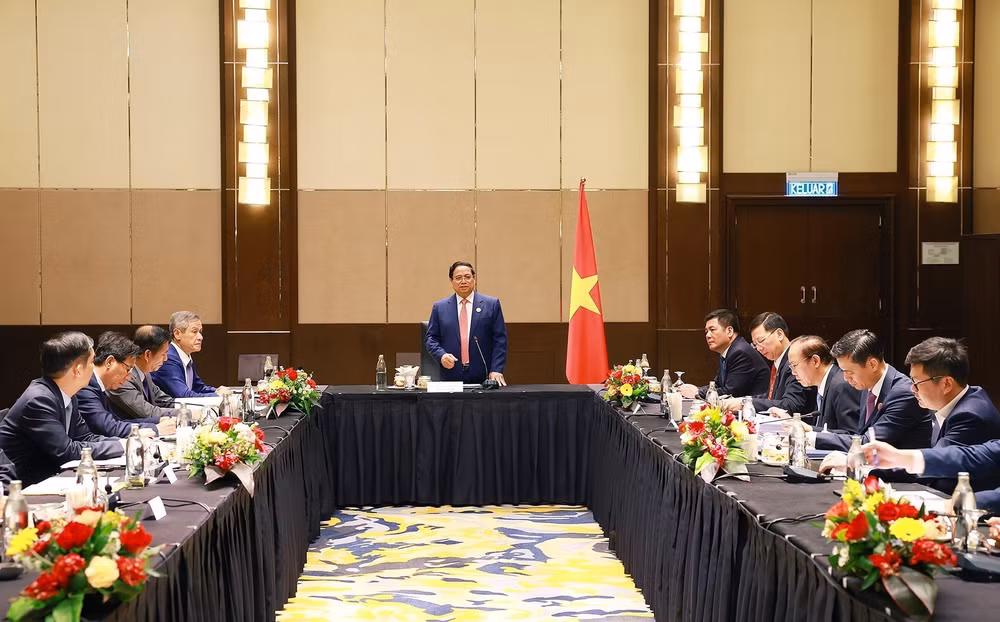 vna-potal-thu-tuong-lam-viec-voi-dai-su-viet-nam-tai-mot-so-nuoc-trong-khu-vuc-dong-nam-a-8368410.jpg