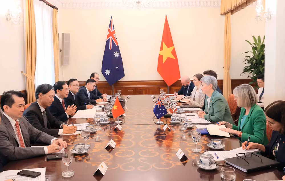 vna-potal-pho-thu-tuong-bo-truong-ngoai-giao-bui-thanh-son-hoi-dam-voi-bo-truong-ngoai-giao-australia-8222742.jpg