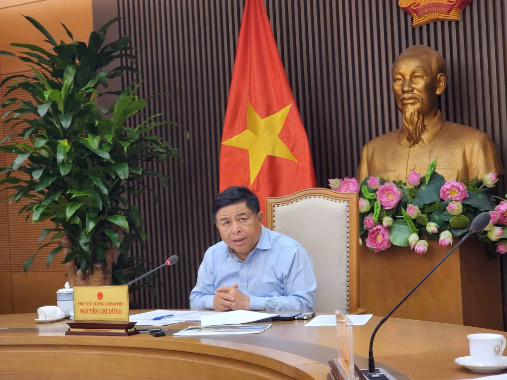 vna-potal-pho-thu-tuong-nguyen-chi-dung-hop-ra-soat-tinh-hinh-trien-khai-cac-du-an-phuc-vu-hoi-nghi-apec-2027-8223831.jpg