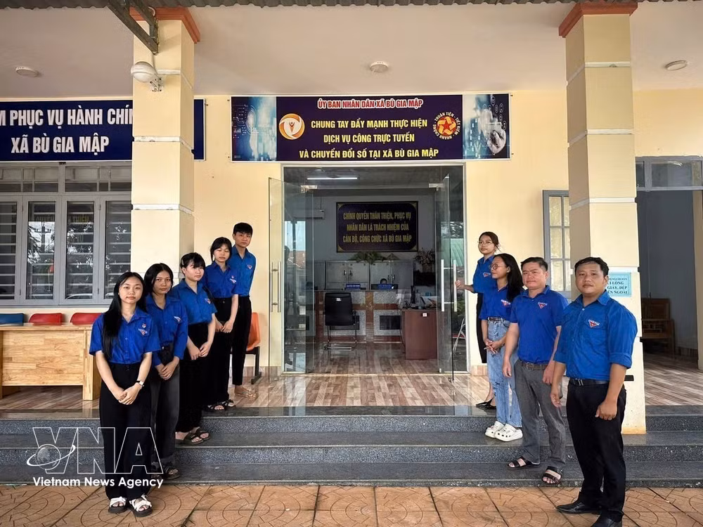 vnanet-potal-dua-cong-nghe-so-den-gan-dong-bao-thieu-so-bien-gioi-dong-nai-8855556.jpg
