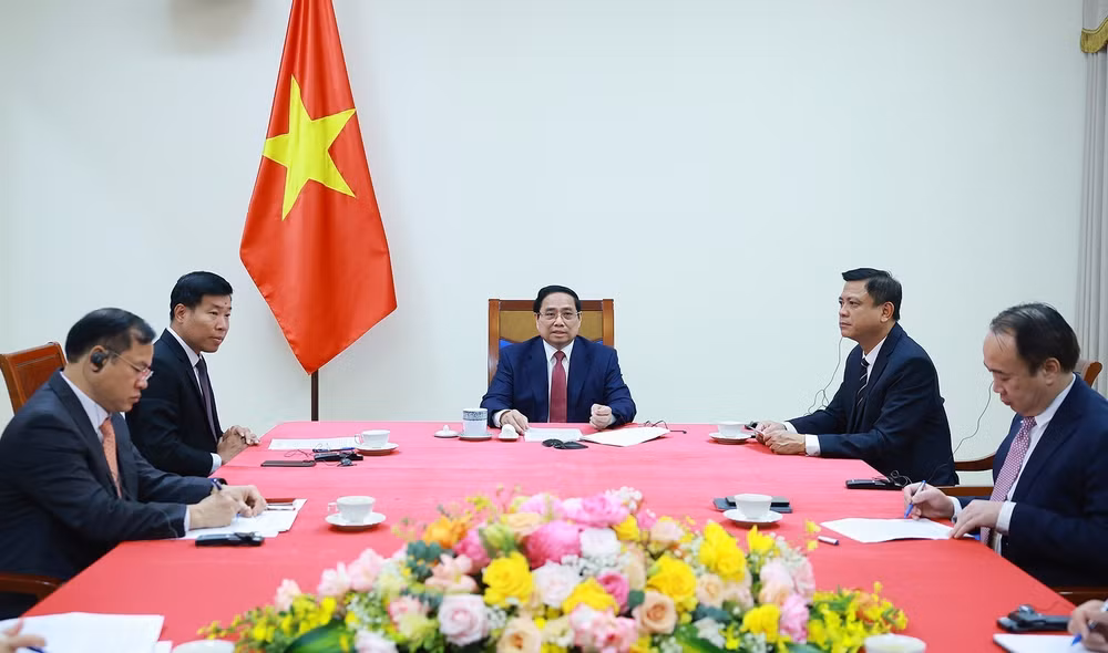 vna-potal-thu-tuong-pham-minh-chinh-dien-dam-voi-thu-tuong-singapore-8479194-1.jpg
