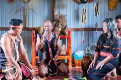 嘉莱省嘉莱族独特的求婚仪式