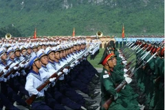 各力量为9·2国庆阅兵游行活动演练。图自越通社