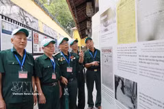 《铁笔丹心》专题展：生死线上的新闻工作者
