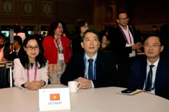 越南代表团出席2025年美国投资峰会