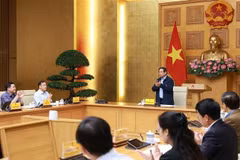 越南政府总理范明政在政府驻地主持召开越南数据平台发展会议。图自越通社